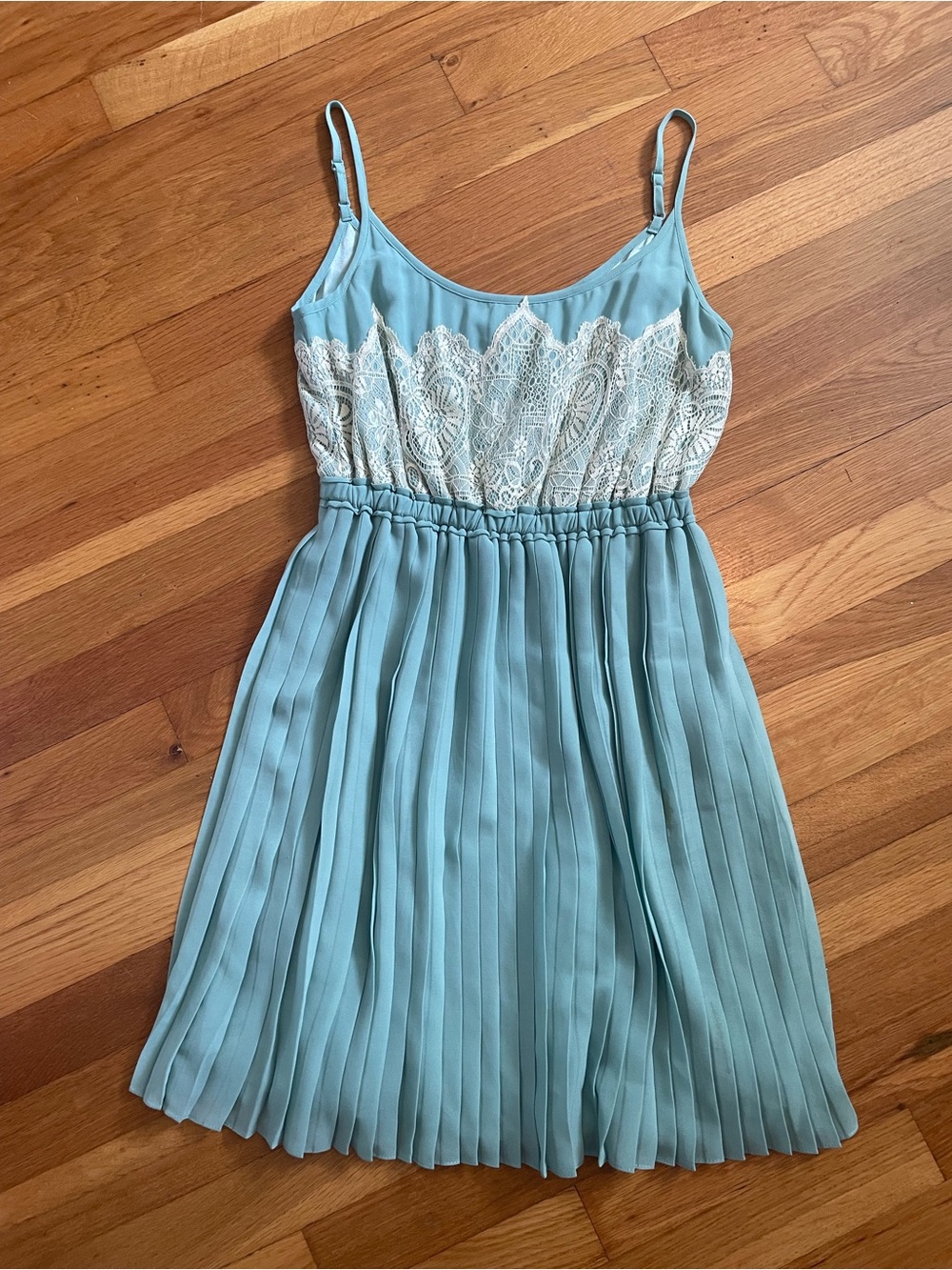 Light Blue Lace Bodice Pleated Dress